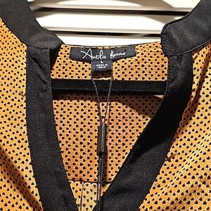 Tan & Black Blouse with 3/4 Sleeves..Black Trim V-Neck..New with Tags-Never Worn